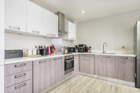2 bedroom flat to rent, Lyon Road, Walton-On-Thames KT12