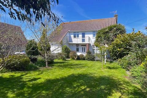 3 bedroom detached house for sale, Oval Waye, Ferring, Worthing, BN12