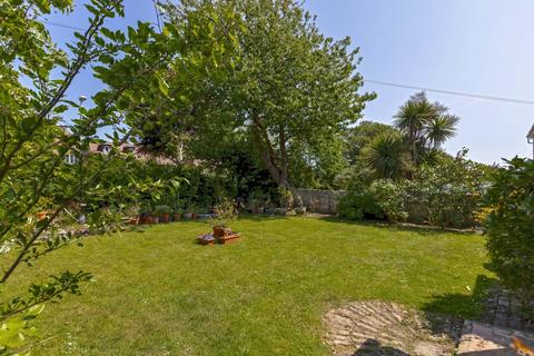 3 bedroom detached house for sale, Durrington Hill, Worthing, BN13