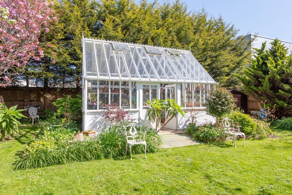 White Cottage-7