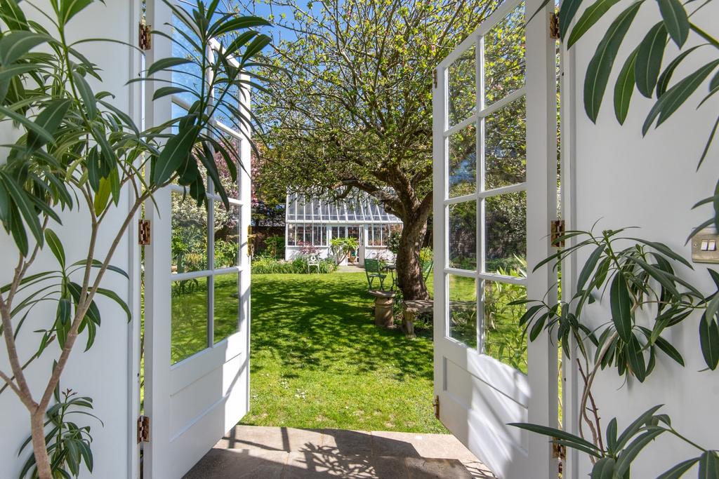 White Cottage-5