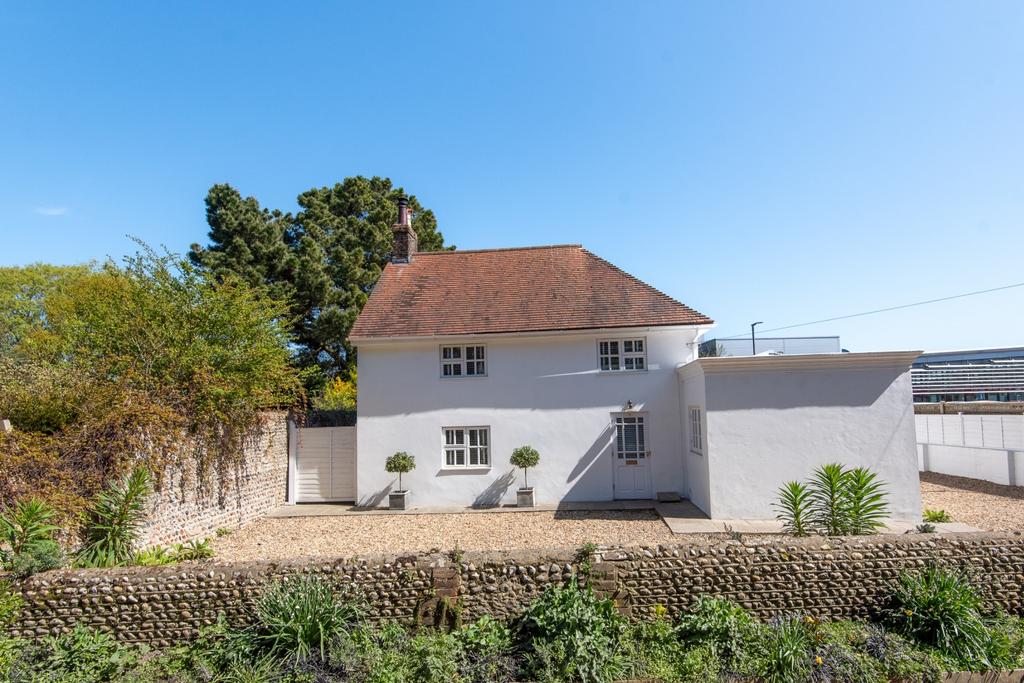 White Cottage-3