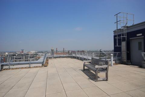 2 bedroom flat to rent, Falcon Wharf, Battersea, London, SW11