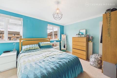 2 bedroom semi-detached house for sale, Raleigh Close, St. Neots PE19