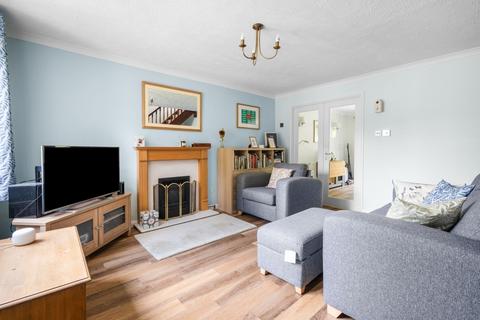 3 bedroom semi-detached house for sale, Woodbury Avenue, East Grinstead, RH19