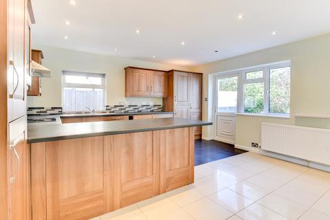 2 bedroom semi-detached bungalow for sale, High Street, Findon, Worthing, BN14