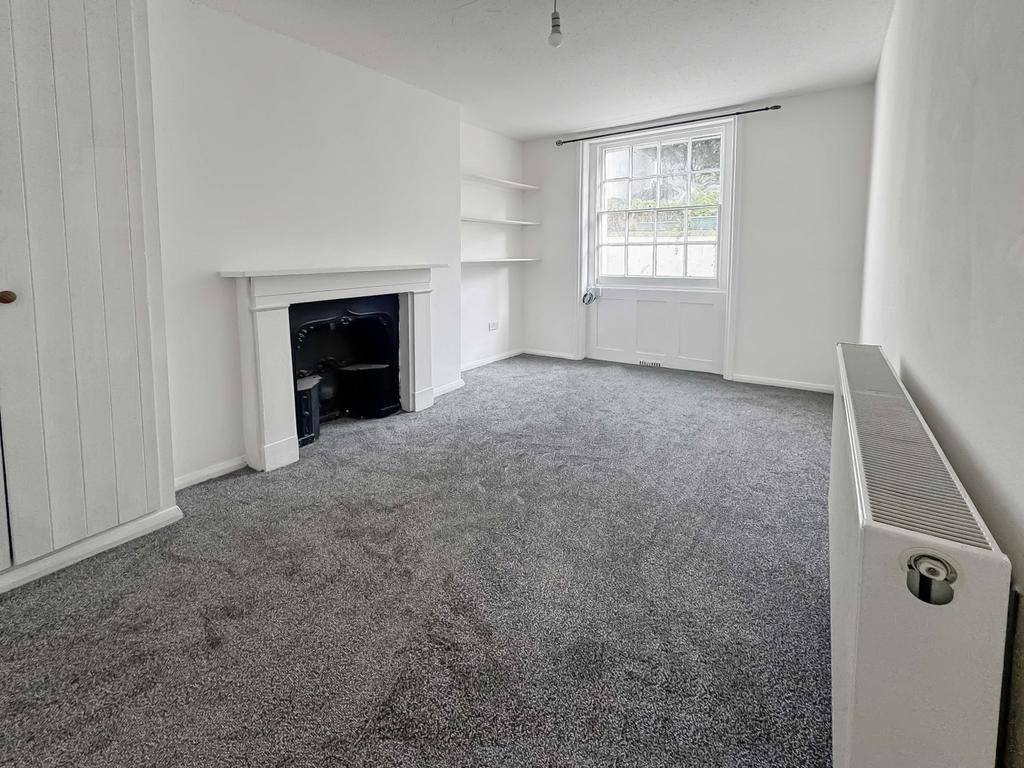 Apartment in Brighton - View 4