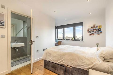 4 bedroom flat for sale, Damien Street, London E1