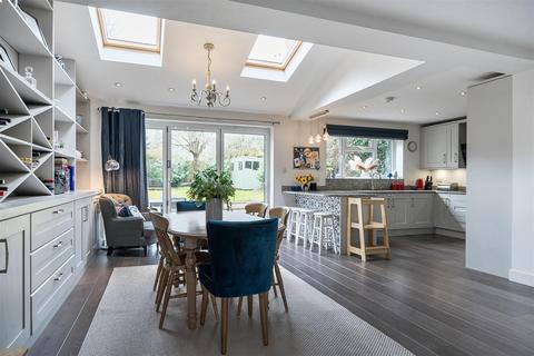 undefined, Sulgrave Crescent, Tring