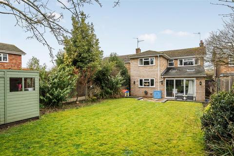 undefined, Sulgrave Crescent, Tring