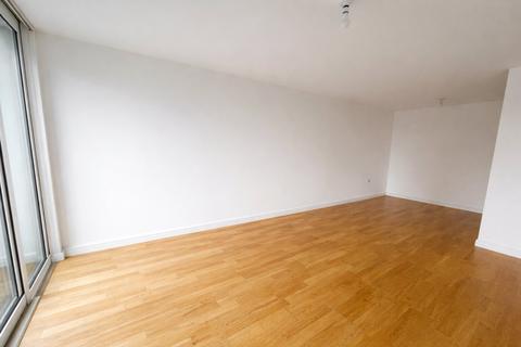 undefined, Prince Regents Road, Greater London TW3