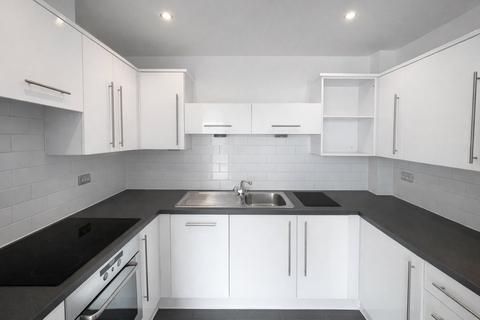 undefined, Prince Regents Road, Greater London TW3