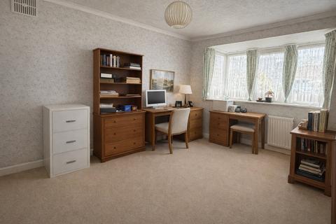 3 bedroom detached bungalow for sale, The Greenway, Potters Bar, EN6