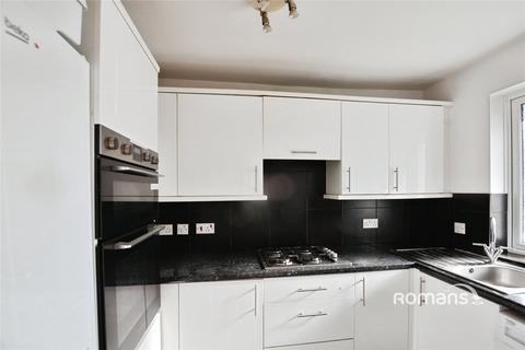 4 bedroom house to rent, Chiltern Court, Widmore Road, Uxbridge, UB8