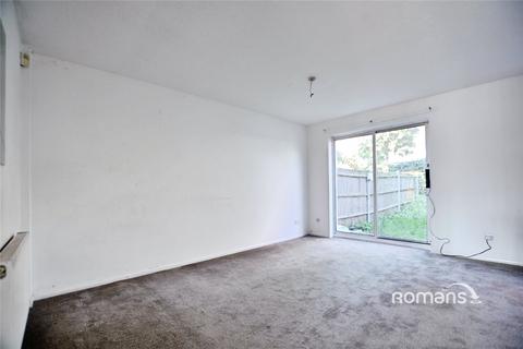 4 bedroom house to rent, Chiltern Court, Widmore Road, Uxbridge, UB8