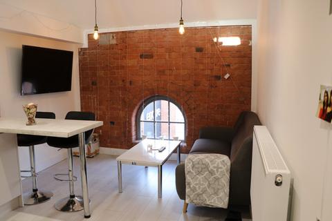 1 bedroom flat to rent, Millstone Lane, Leicester, LE1