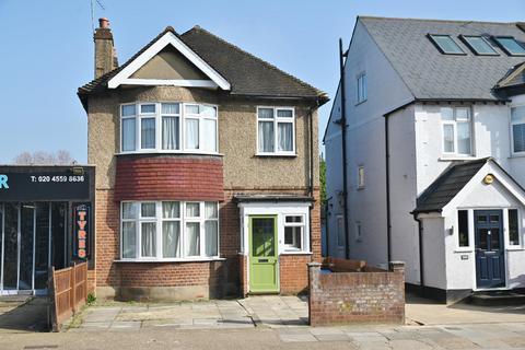 3 bedroom detached house to rent, Waldegrave Road, Teddington TW11