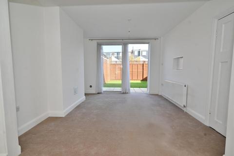 3 bedroom detached house to rent, Waldegrave Road, Teddington TW11