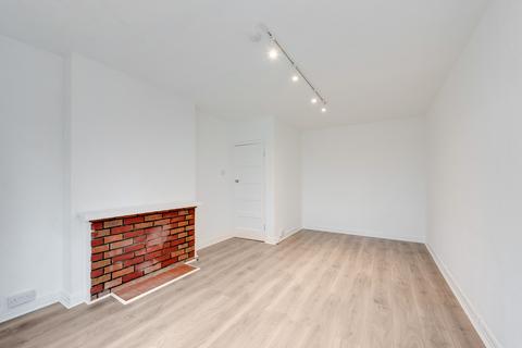 2 bedroom apartment to rent, South  Gardens, Wembley HA9
