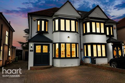 3 bedroom semi-detached house for sale, Wensleydale Avenue, Clayhall