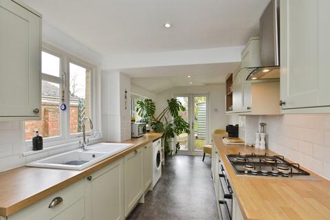 2 bedroom end of terrace house for sale, Queen Street, Stony Stratford, Milton Keynes
