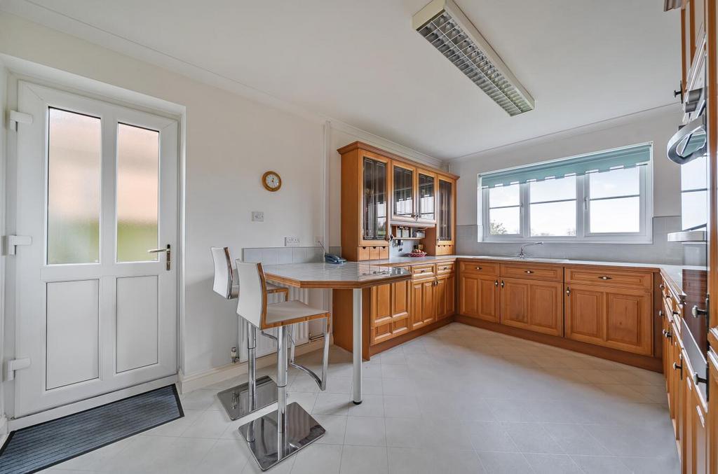 Breakfast Kitchen ( Photo Two )