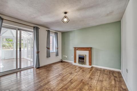 2 bedroom semi-detached house for sale, Betjeman Close, Higham Ferrers