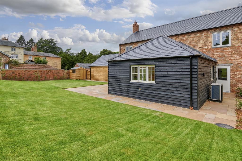Plot 4 Maple House Upper Dean-6.jpg