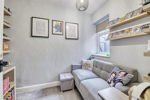 undefined, Upper Kings Avenue, Higham Ferrers