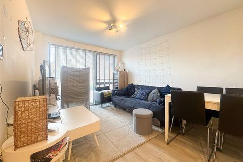 2 bedroom apartment for sale, Loom Street, Greater Manchester M4