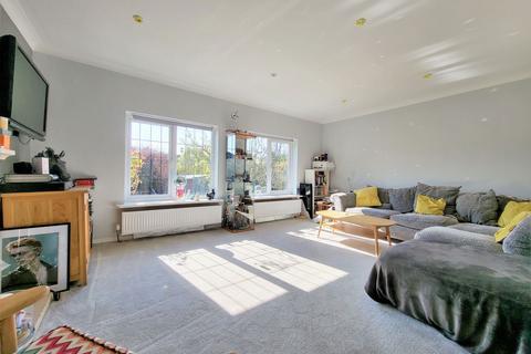 4 bedroom detached bungalow for sale, Nepcote Lane, Worthing BN14