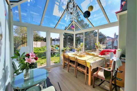 4 bedroom detached bungalow for sale, Nepcote Lane, Worthing BN14