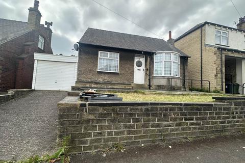 2 bedroom bungalow to rent, Ellison Street, Huddersfield, West Yorkshire, HD4