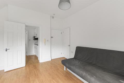 undefined, Tetherdown, London, N10