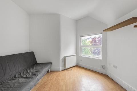 undefined, Tetherdown, London, N10