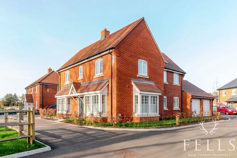 4 bedroom detached house for sale, Kingfisher Drive, Fordingbridge SP6