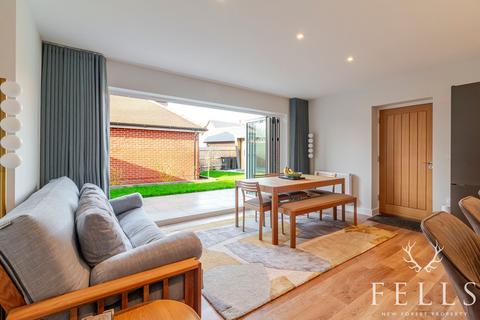 4 bedroom detached house for sale, Kingfisher Drive, Fordingbridge SP6