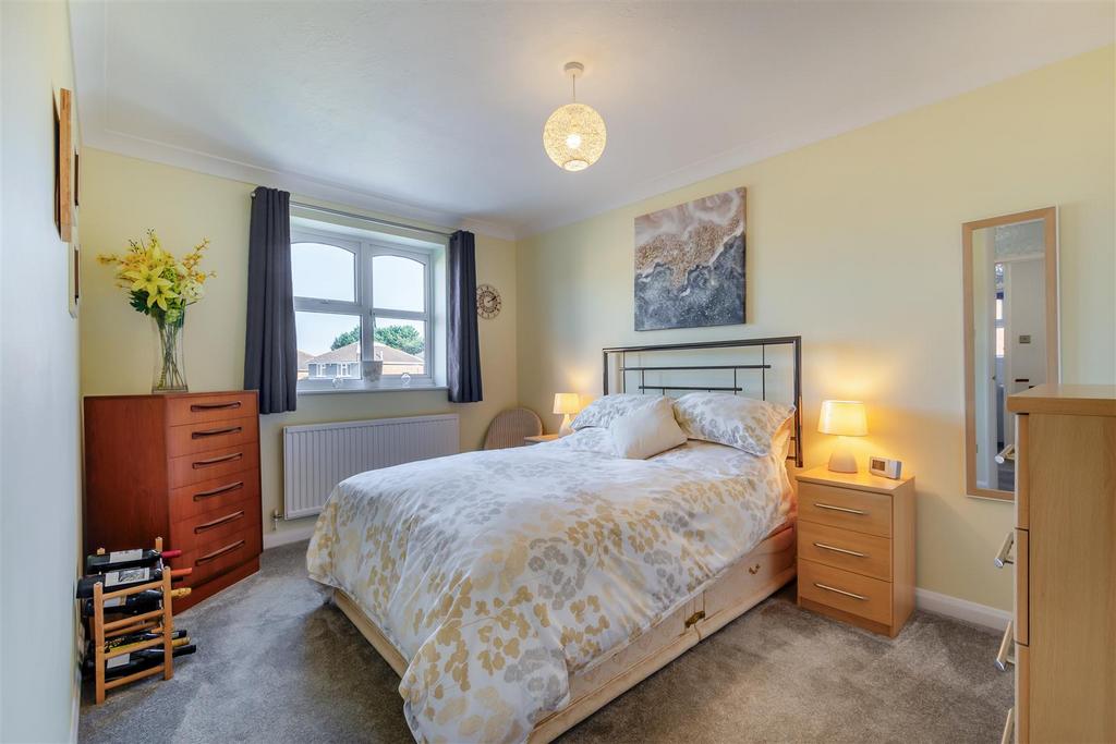 8680540-interior22.jpg