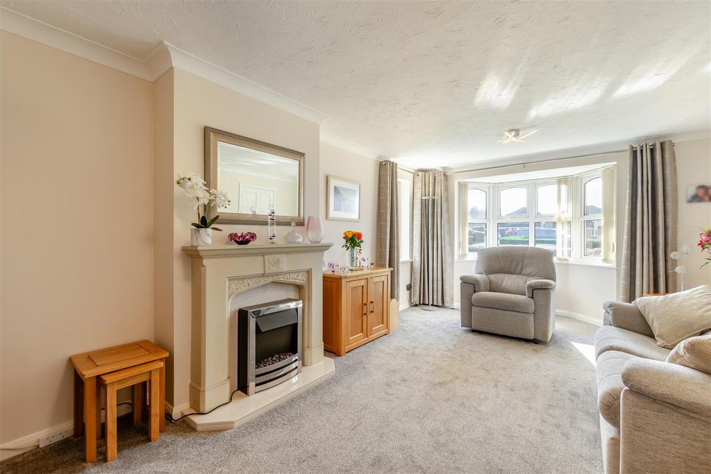 8680540-interior04.jpg