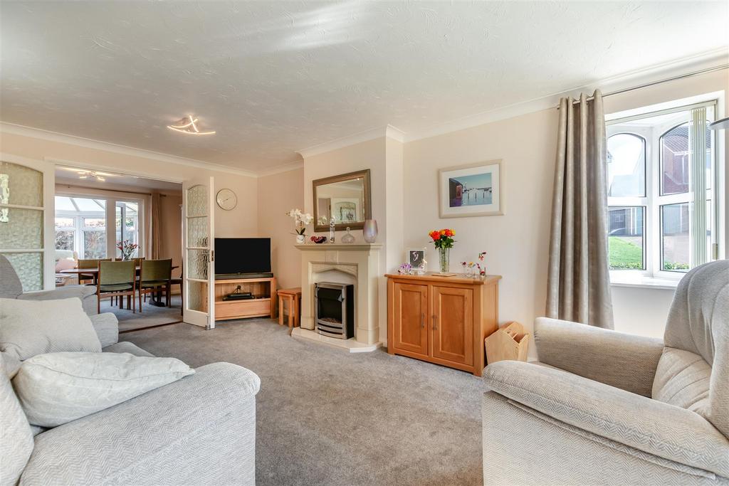 8680540-interior01.jpg