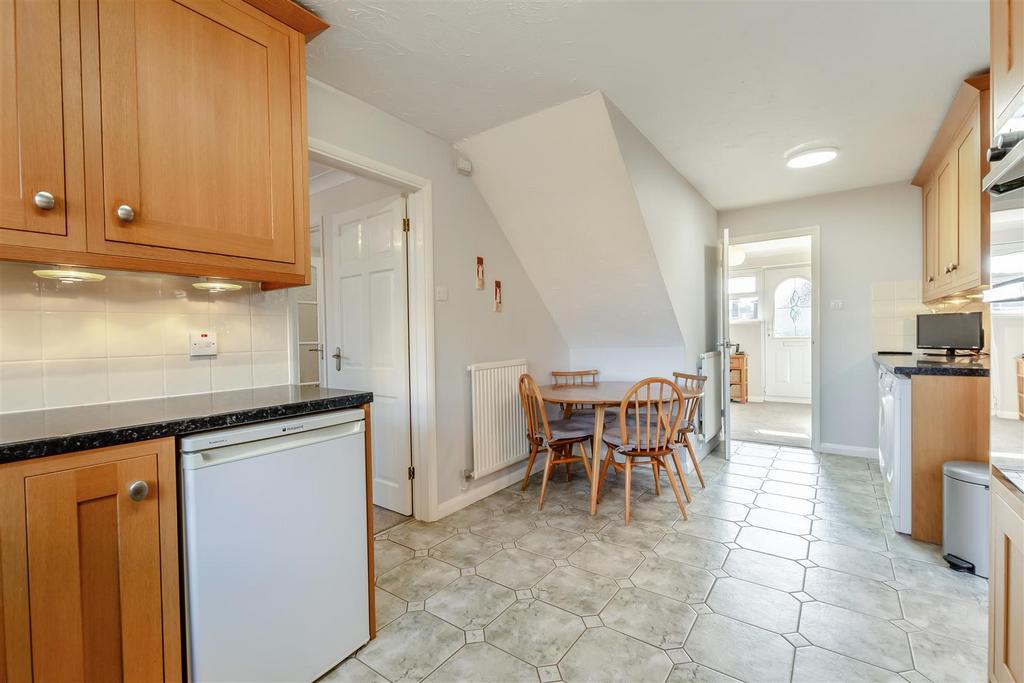 8680540-interior11.jpg