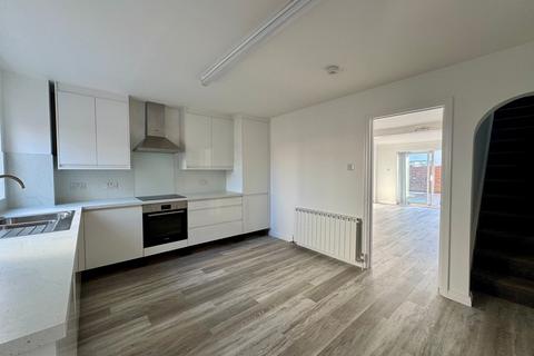 4 bedroom house to rent, 9 Le Clos Des Blanches, St Clement