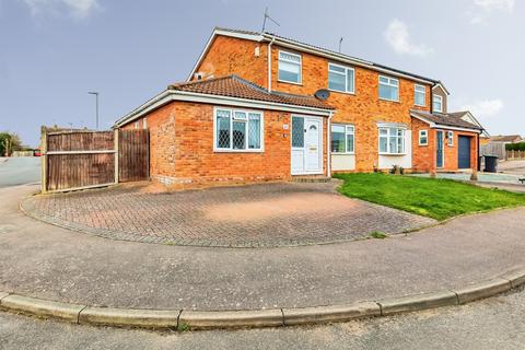 undefined, Lee Way, Raunds