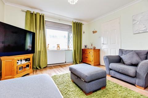 undefined, Lee Way, Raunds