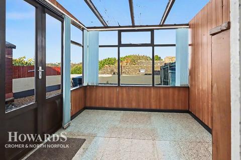 1 bedroom semi-detached bungalow for sale, Cromer NR27