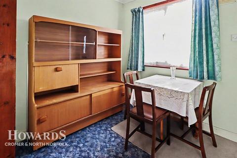 1 bedroom semi-detached bungalow for sale, Cromer NR27