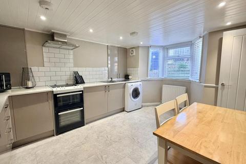 2 bedroom house for sale, Elgin Street, Whitby