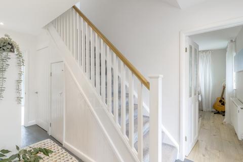 4 bedroom detached house for sale, Hillside Road, Piddington, Northampton, NN7