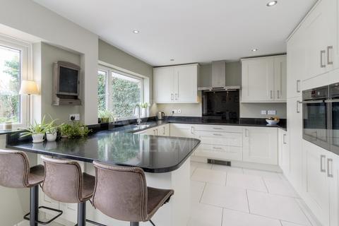 4 bedroom detached house for sale, Hillside Road, Piddington, Northampton, NN7