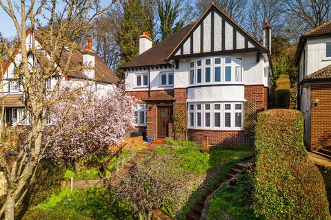 Cliff End, Purley CR8